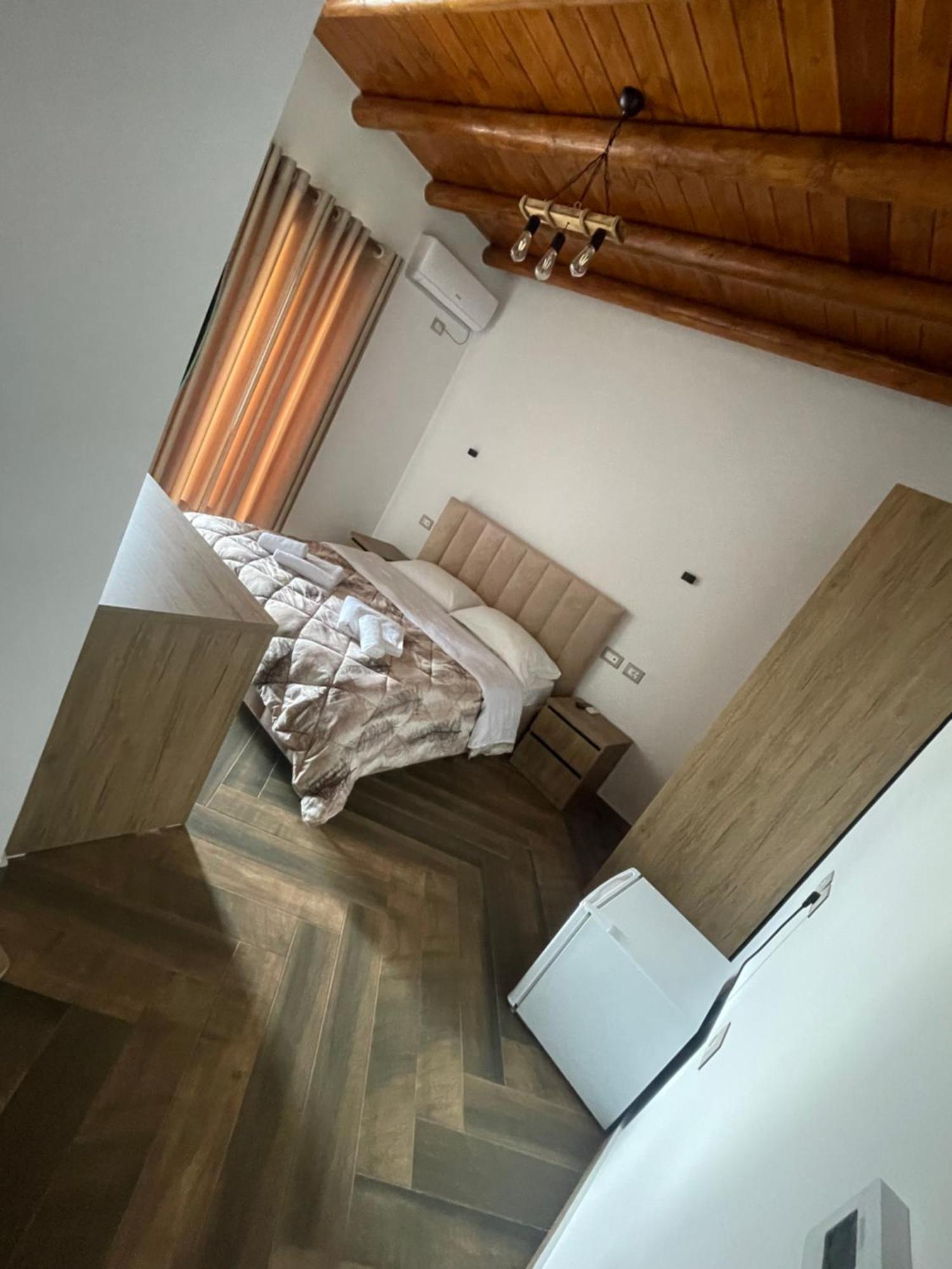 Guest House Bracaj Zhaban Exterior foto