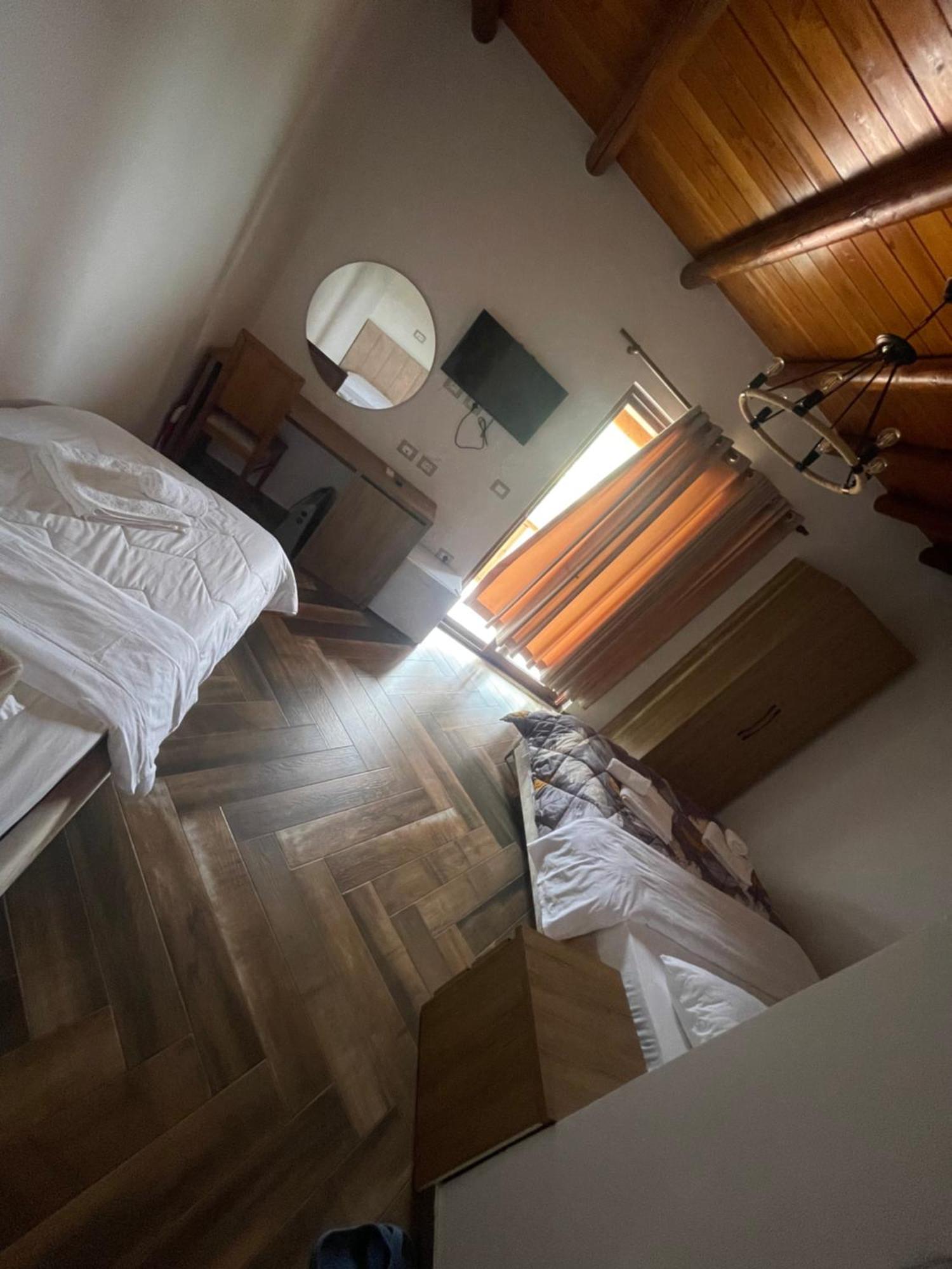 Guest House Bracaj Zhaban Exterior foto